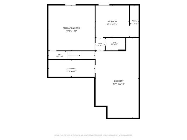 2806 Mary Drive, Hiawatha, IA 52233