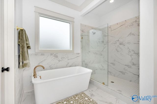 12 Devereux Place, Gurley, AL 35748