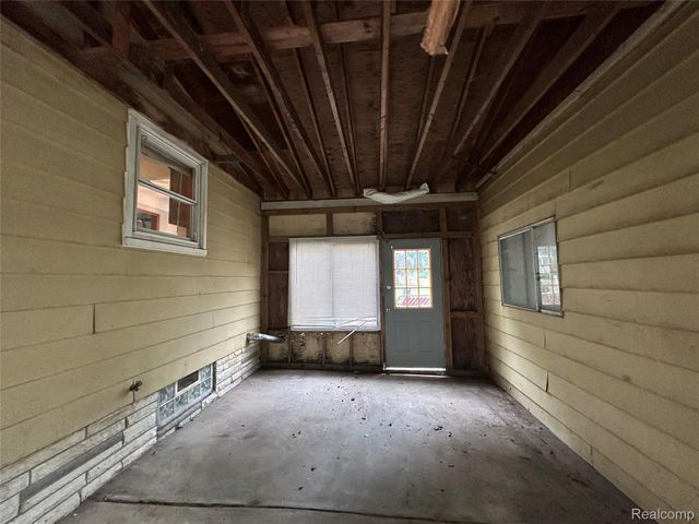 20501 Wakenden, Redford Charter Township, MI 48240