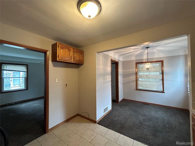 20501 Wakenden, Redford Charter Township, MI 48240