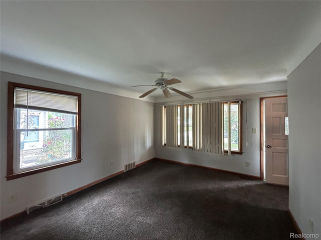 20501 Wakenden, Redford Charter Township, MI 48240