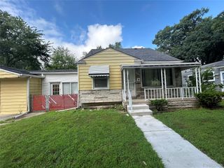 20501 Wakenden, Redford Charter Township, MI 48240