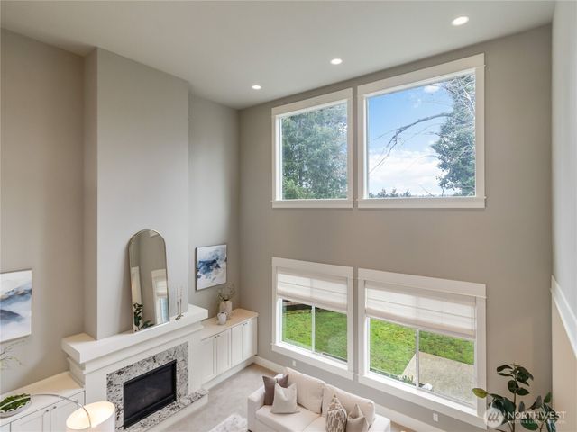 3232 112th Avenue SE, Bellevue, WA 98004