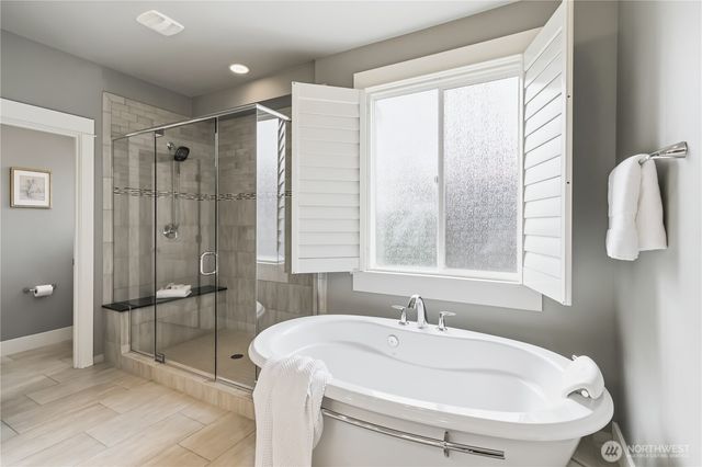 3232 112th Avenue SE, Bellevue, WA 98004