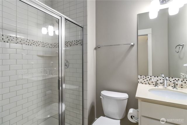 3232 112th Avenue SE, Bellevue, WA 98004