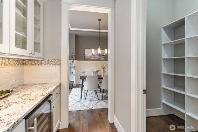 3232 112th Avenue SE, Bellevue, WA 98004