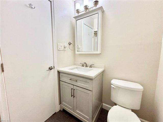 1268 Little Bay Ave Apt 11, Norfolk, VA 23503