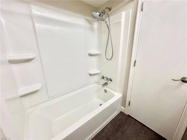 1268 Little Bay Ave Apt 11, Norfolk, VA 23503