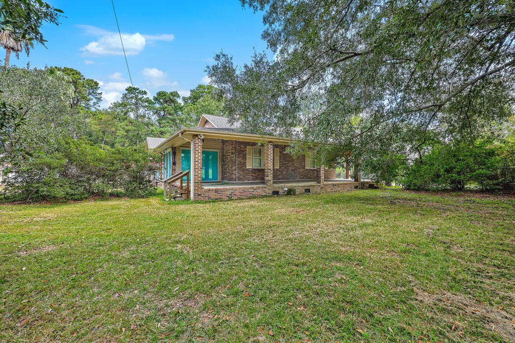 1229 Central Avenue, Summerville, SC 29483