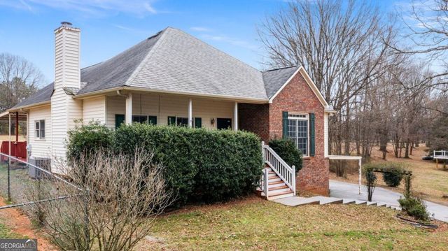 13 Boysenberry Court, White, GA 30184