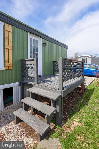 109 EBY LN, Middletown, PA 17057