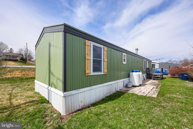 109 EBY LN, Middletown, PA 17057