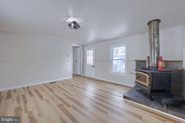 109 EBY LN, Middletown, PA 17057