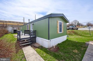 109 EBY LN, Middletown, PA 17057