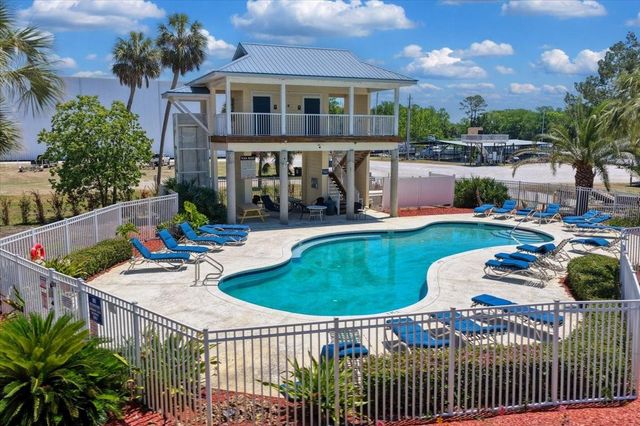 54 SE 910TH AVENUE 115, Suwannee, FL 32692