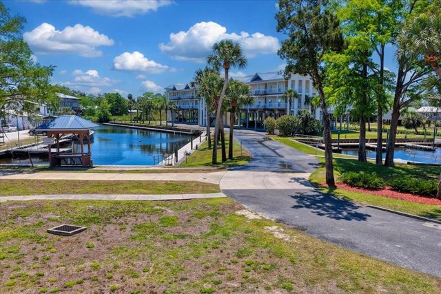 54 SE 910TH AVENUE 115, Suwannee, FL 32692
