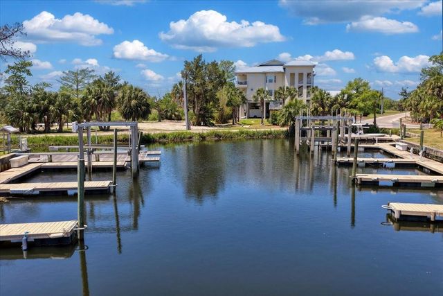 54 SE 910TH AVENUE 115, Suwannee, FL 32692