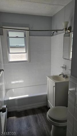 1599 Oliver St, Rahway City, NJ 07065