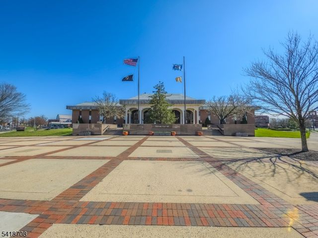 1599 Oliver St, Rahway City, NJ 07065