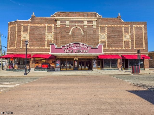 1599 Oliver St, Rahway City, NJ 07065