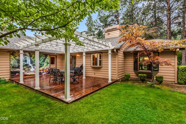 20396 Mission Ridge Court, Bend, OR 97702