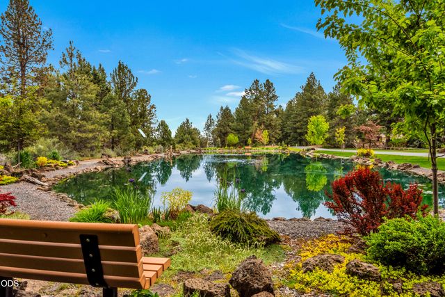 20396 Mission Ridge Court, Bend, OR 97702