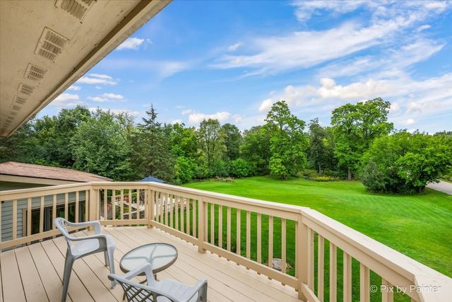283 Kimberly Road, North Barrington, IL 60010
