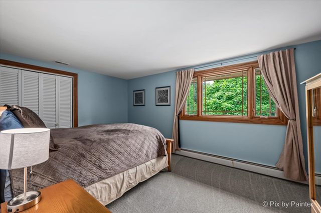 283 Kimberly Road, North Barrington, IL 60010