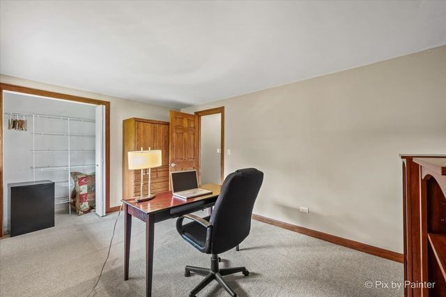 283 Kimberly Road, North Barrington, IL 60010