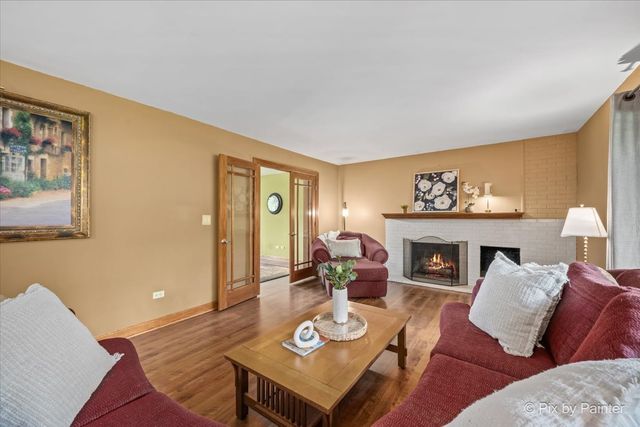 283 Kimberly Road, North Barrington, IL 60010