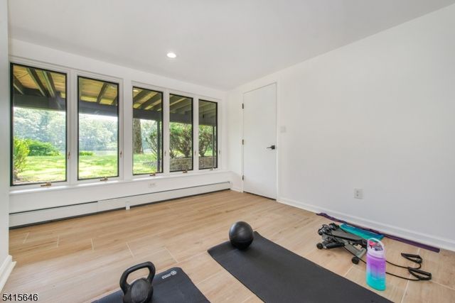 28 W Shore Rd, Mountain Lakes Boro, NJ 07046