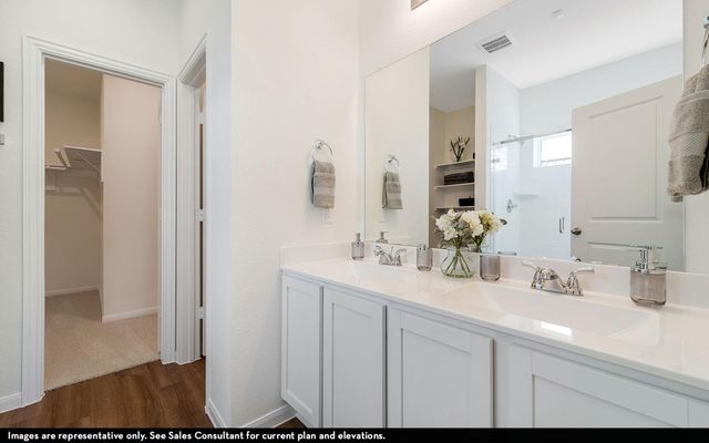 305 Blue Steel DR, Jarrell, TX 76537