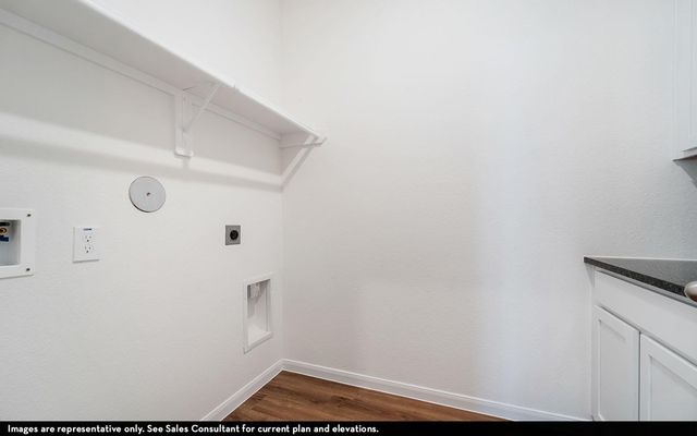 305 Blue Steel DR, Jarrell, TX 76537