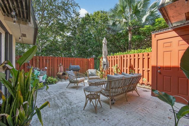 326 Jupiter Lakes Boulevard, Jupiter, FL 33458