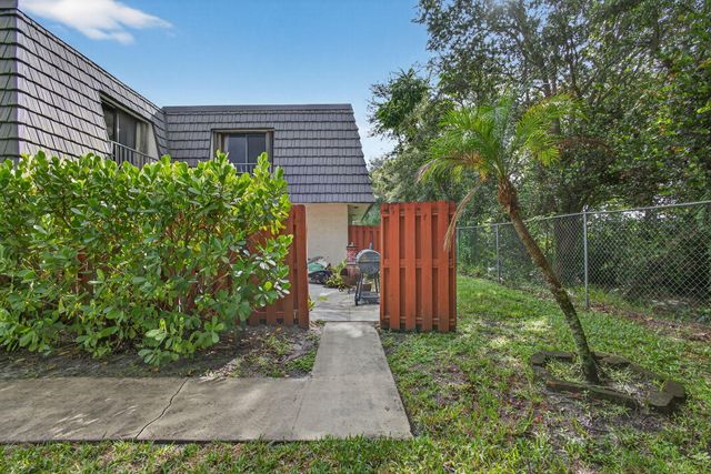 326 Jupiter Lakes Boulevard, Jupiter, FL 33458