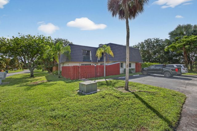 326 Jupiter Lakes Boulevard, Jupiter, FL 33458
