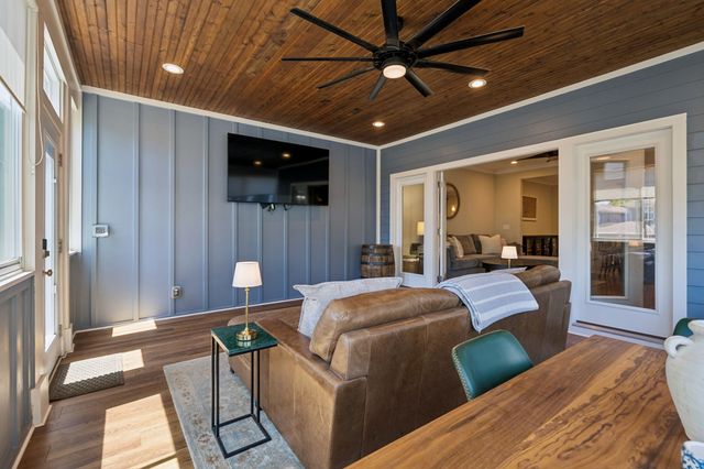 6205 New York Ave, Nashville, TN 37209