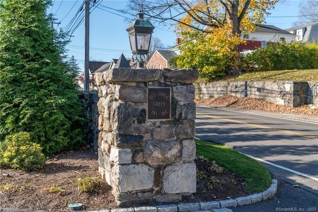 143 East Avenue 143, New Canaan, CT 06840