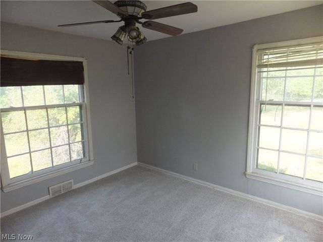 12929 W Pleasant Valley Road, Parma, OH 44129