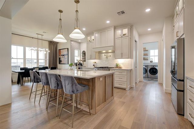 826 Wildflower Way, Goldsby, OK 73093