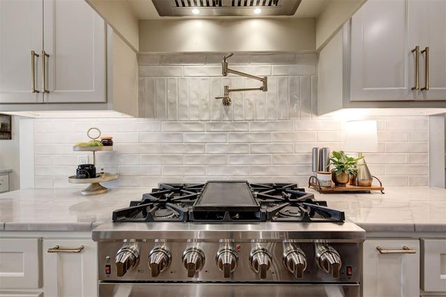 826 Wildflower Way, Goldsby, OK 73093