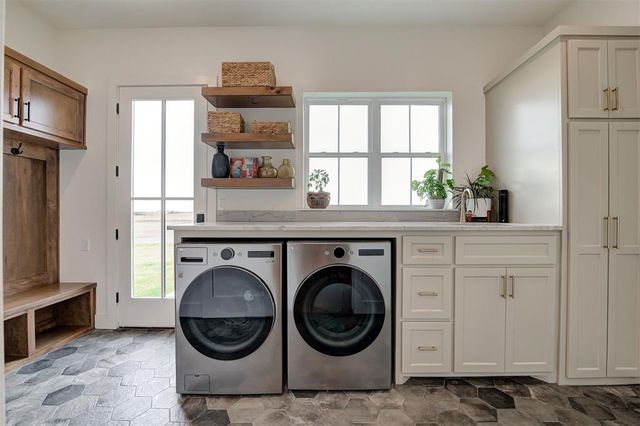 826 Wildflower Way, Goldsby, OK 73093