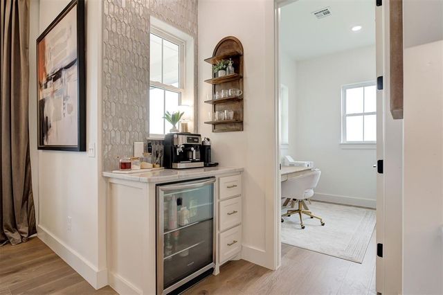 826 Wildflower Way, Goldsby, OK 73093