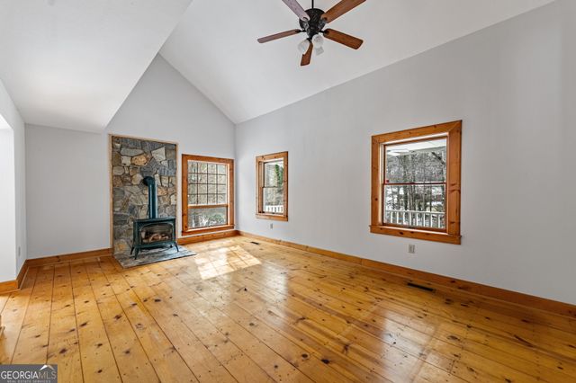 102 Captains Cove, Blairsville, GA 30512