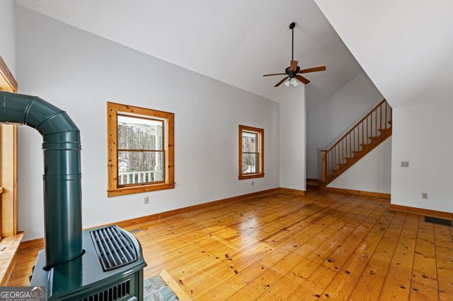 102 Captains Cove, Blairsville, GA 30512