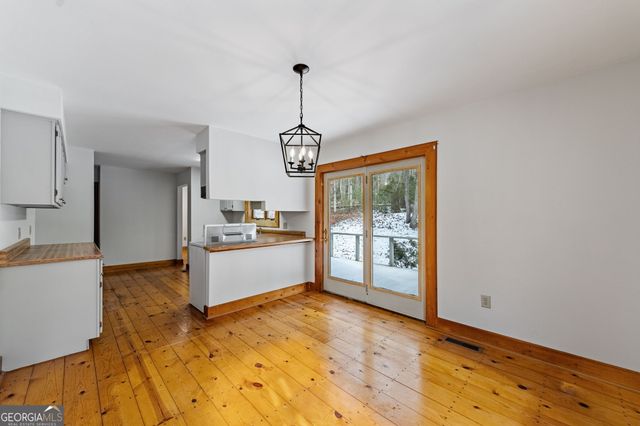 102 Captains Cove, Blairsville, GA 30512