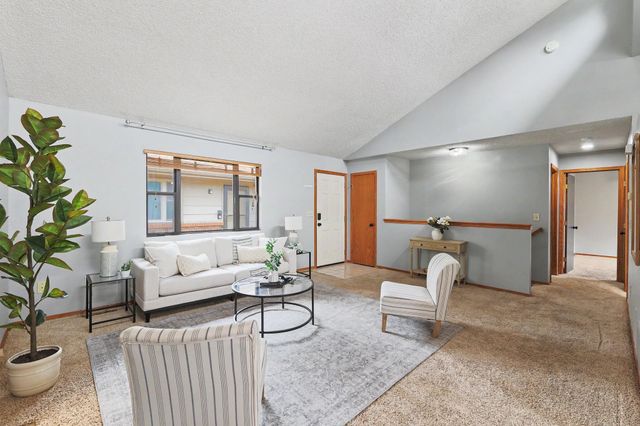 1614 N Brunswick Ln, Wichita, KS 67212