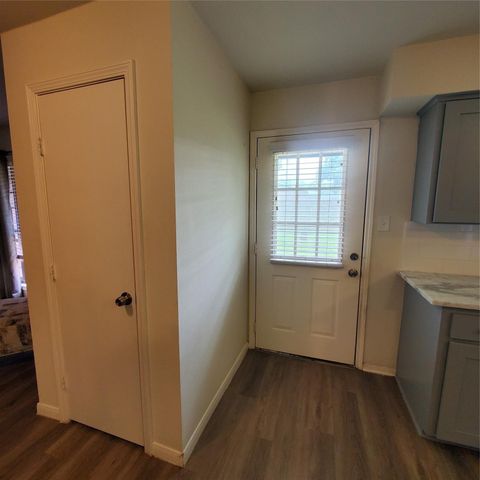 305 Hereford Rd, Brookshire, TX 77423