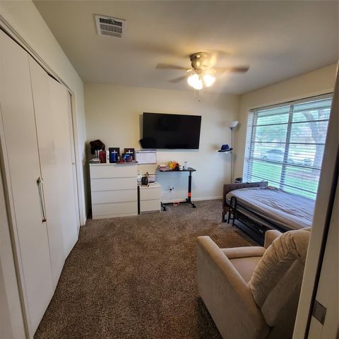 305 Hereford Rd, Brookshire, TX 77423