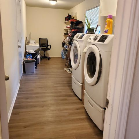 305 Hereford Rd, Brookshire, TX 77423